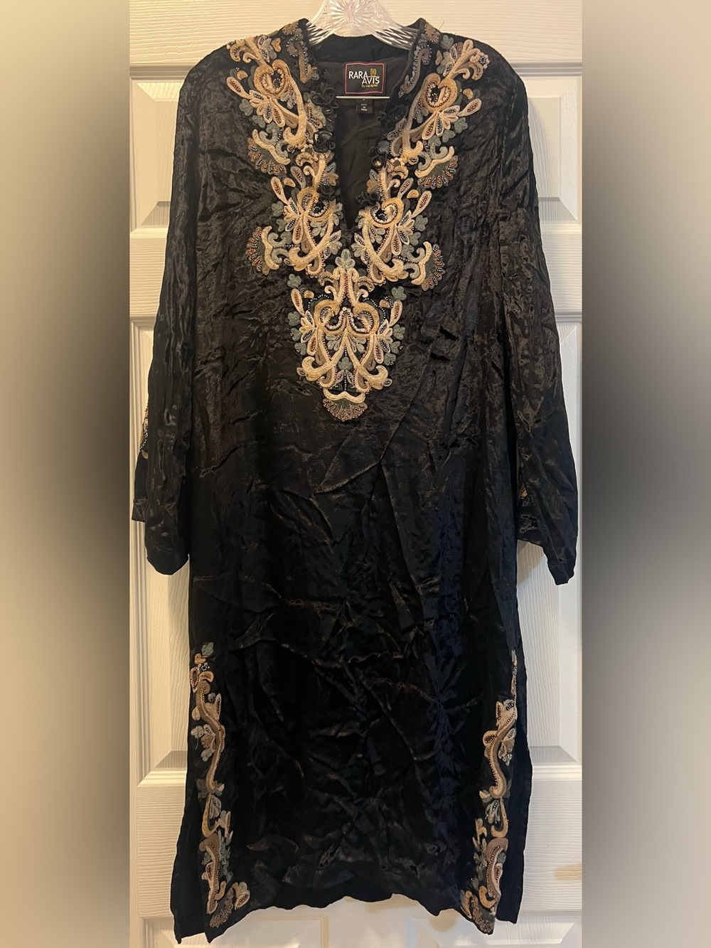 Rara Avis by Iris Apfel Black Beaded & Embroidered Crushed Velvet Dress, size 8